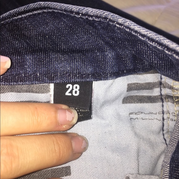 William Rast Size 28 - Picture 3 of 4